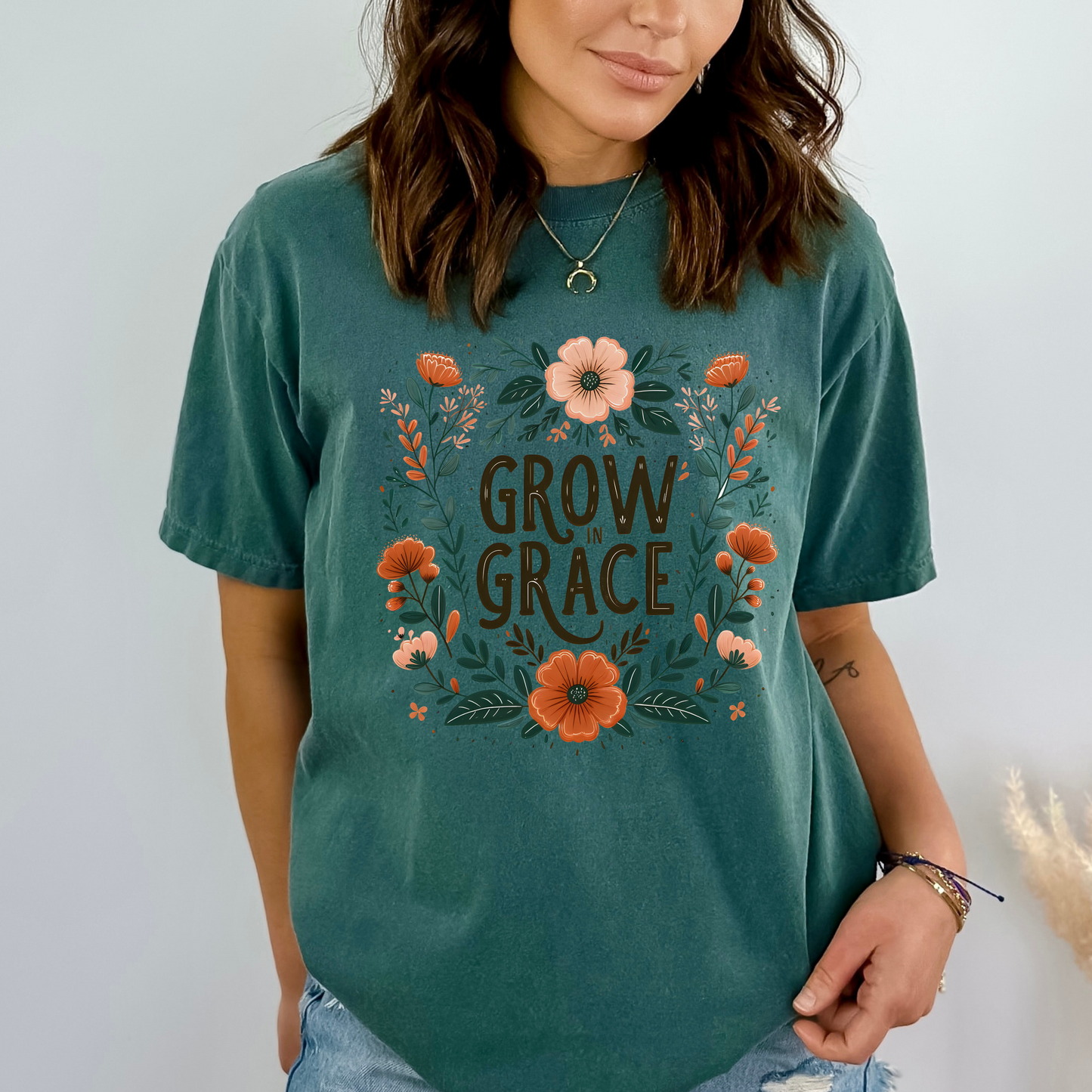 GROW IN GRACE UNISEX TEE