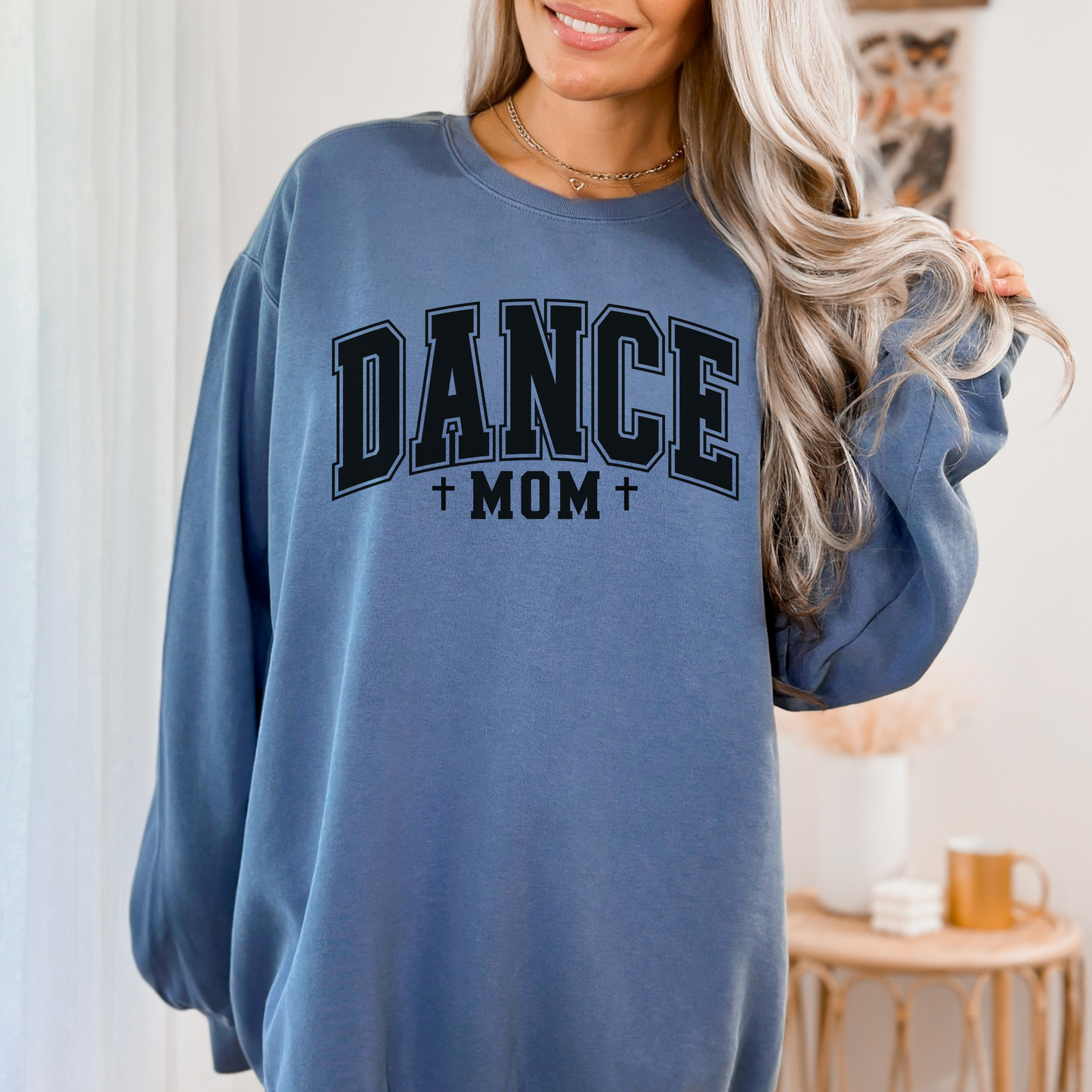 DANCE MOM UNISEX SWEATSHIRT