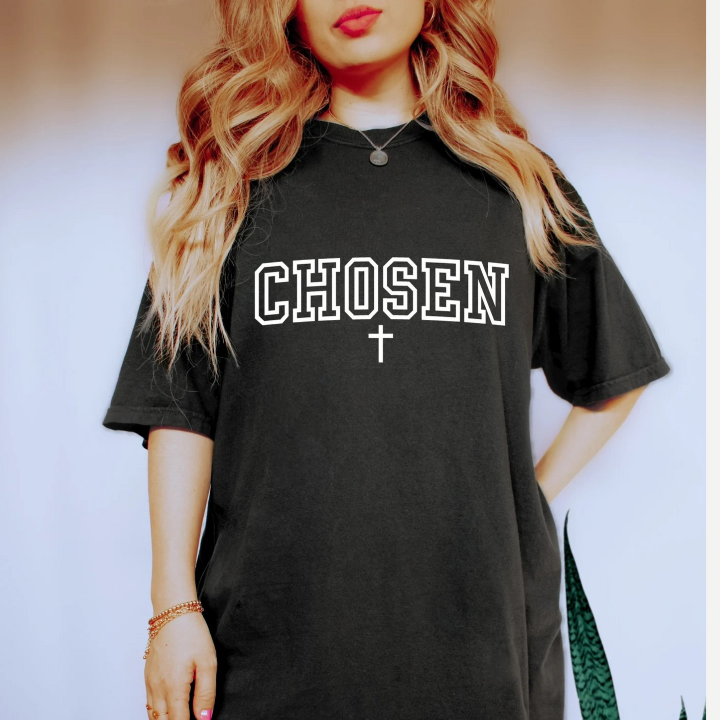 CHOSEN UNISEX TEE