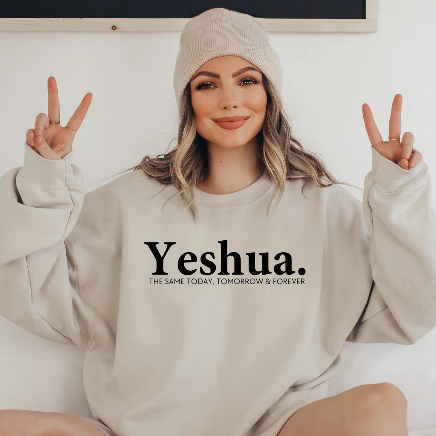 YESHUA UNISEX CREWNECK