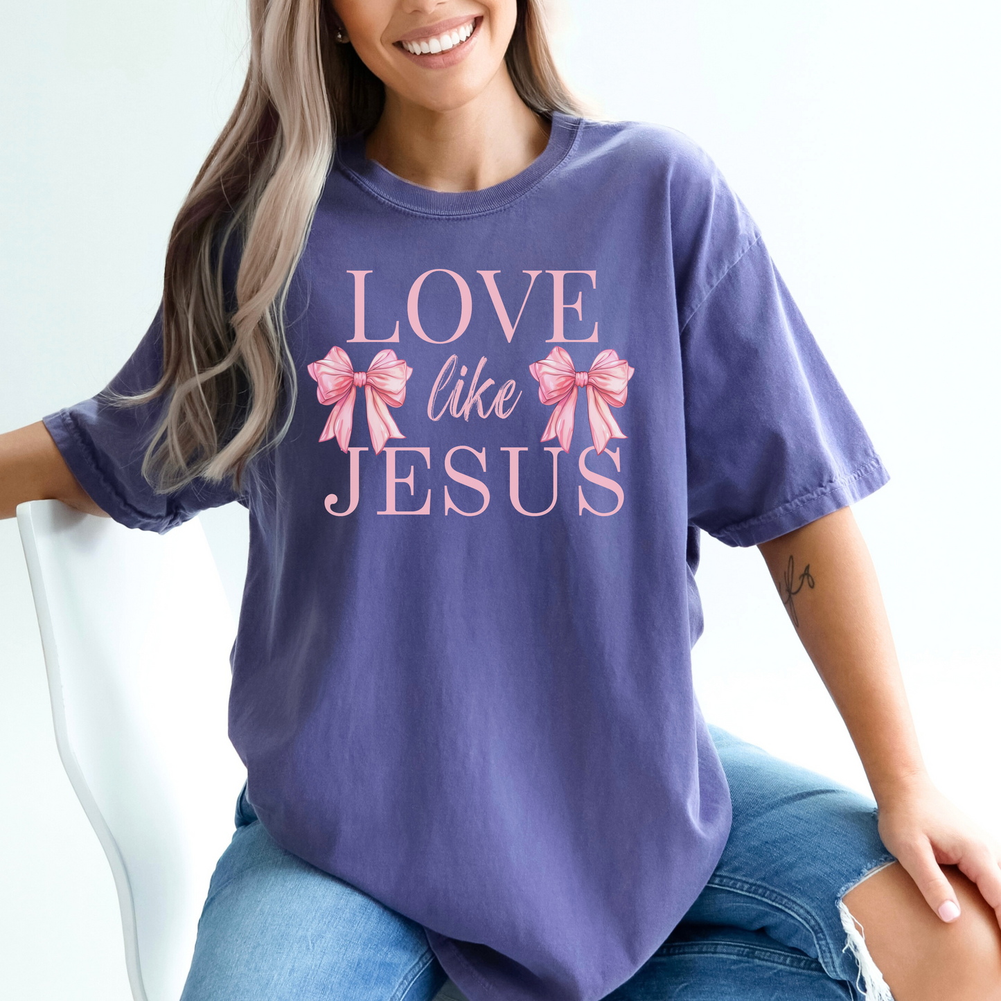 LOVE LIKE JESUS UNISEX TEE